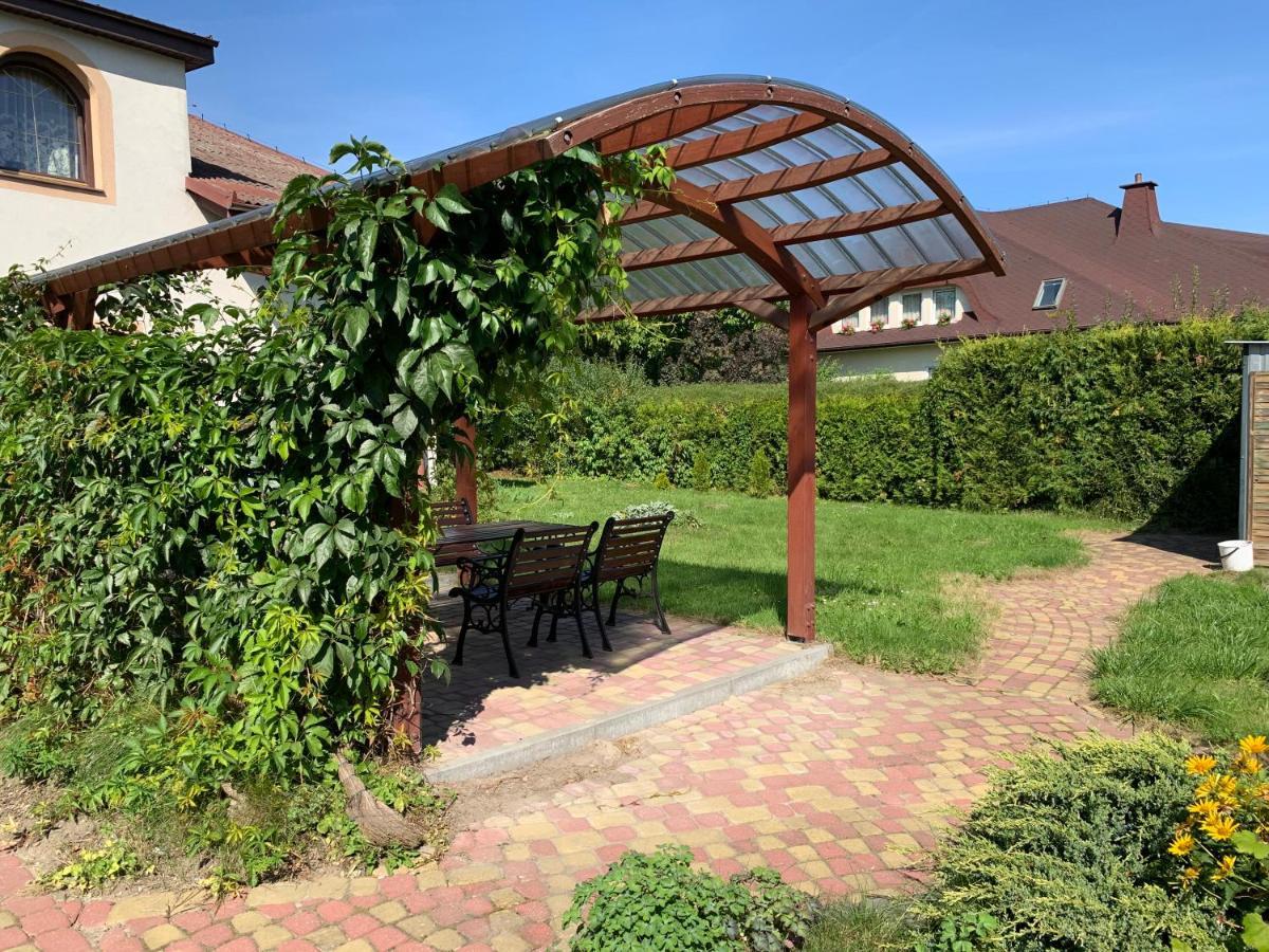 Medison Family Boutique B&B Kielce Exterior foto